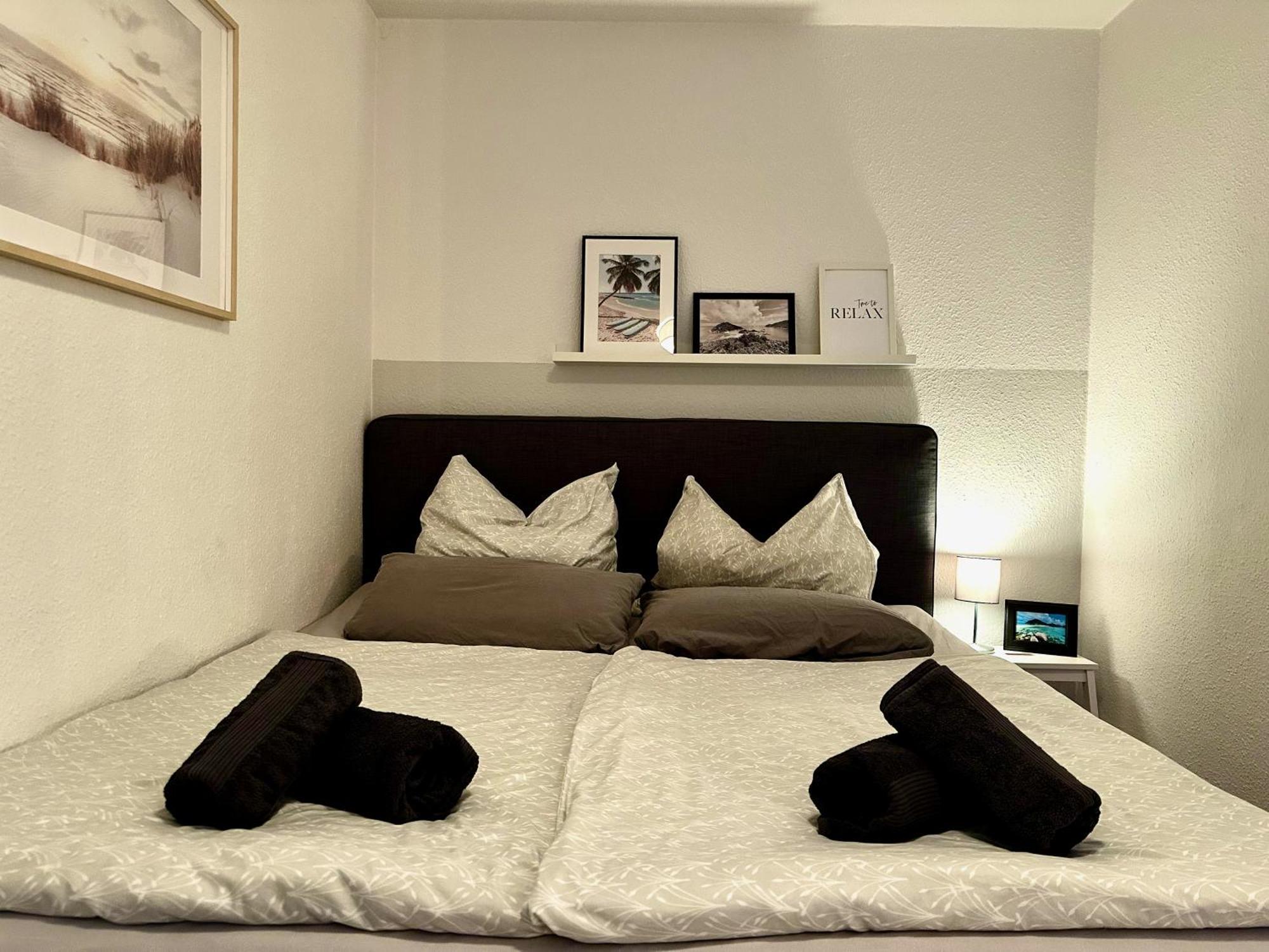Geraeumiges 2R City-Apartment Uninaehe Mit Tv Streaming, Terrasse Magdeburg Ngoại thất bức ảnh